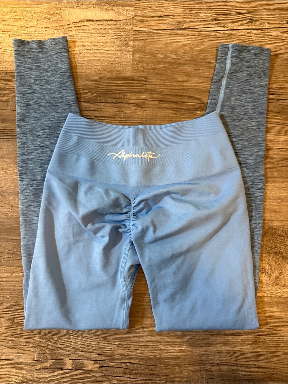 Alphalete amplify Sky Blue ombre Leggings